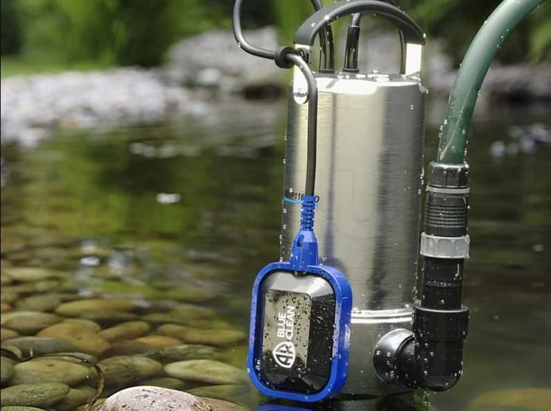 Pompe submersible pour le jardin